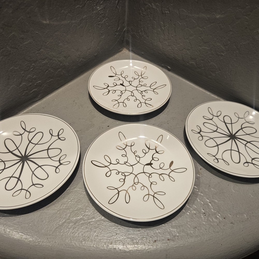 Servappetit Snowflake Design 6" Appetizer Plates Set Of 4 In Box